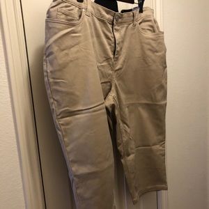 Khaki Capri (sateen Capri comfort waste)